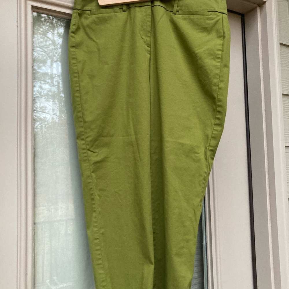 Ann Taylor 6P Chino pants